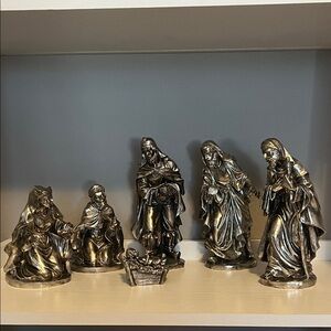 Nativity Figurine Set